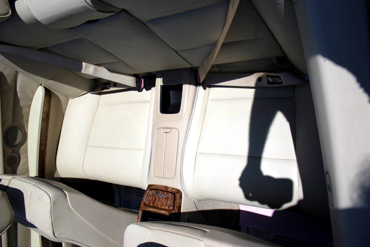Used 2007 BMW 328i Convertible image 15