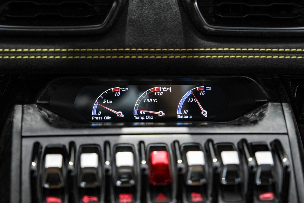 Used 2018 Lamborghini Huracan Performante image 30