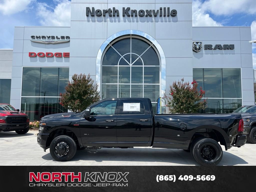 New 2026 RAM 3500 Big Horn AWD/4WD image 2