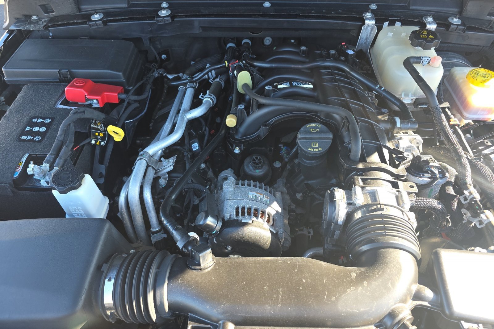 Used 2023 Jeep Wrangler Sahara image 30