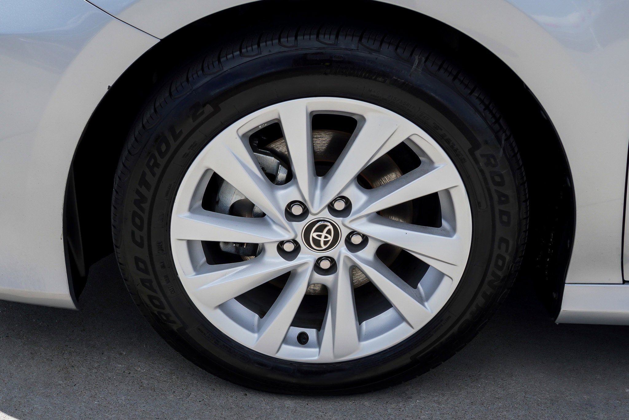 Certified 2022 Toyota Camry LE AWD/4WD image 12