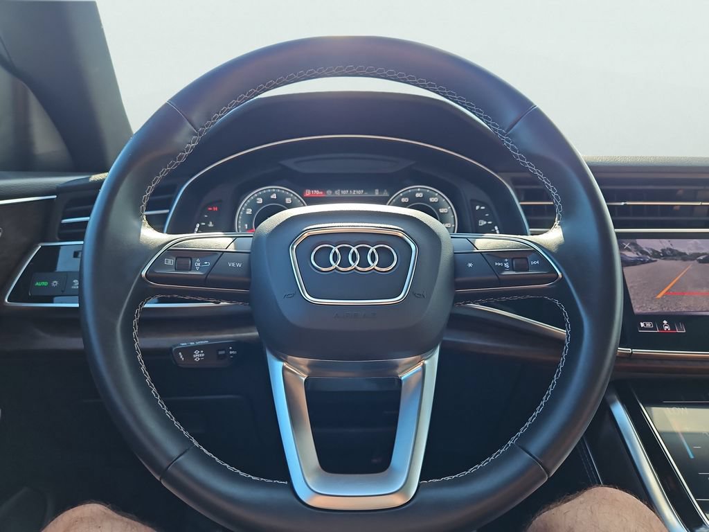 Certified 2025 Audi Q8 Premium Plus AWD/4WD image 33