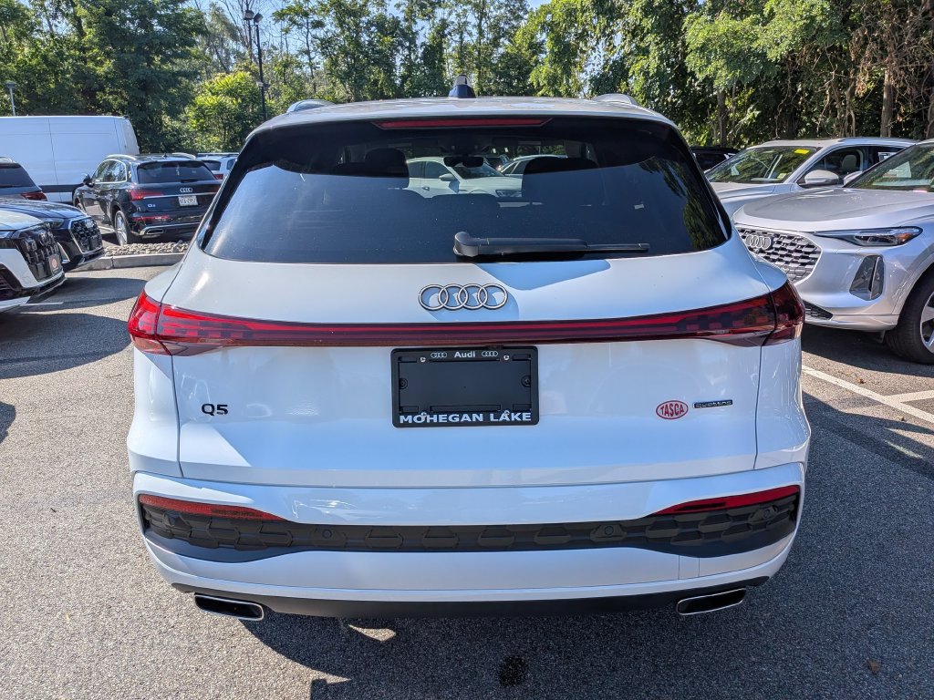 Used 2025 Audi Q5 Premium w/ Premium Plus AWD/4WD image 4