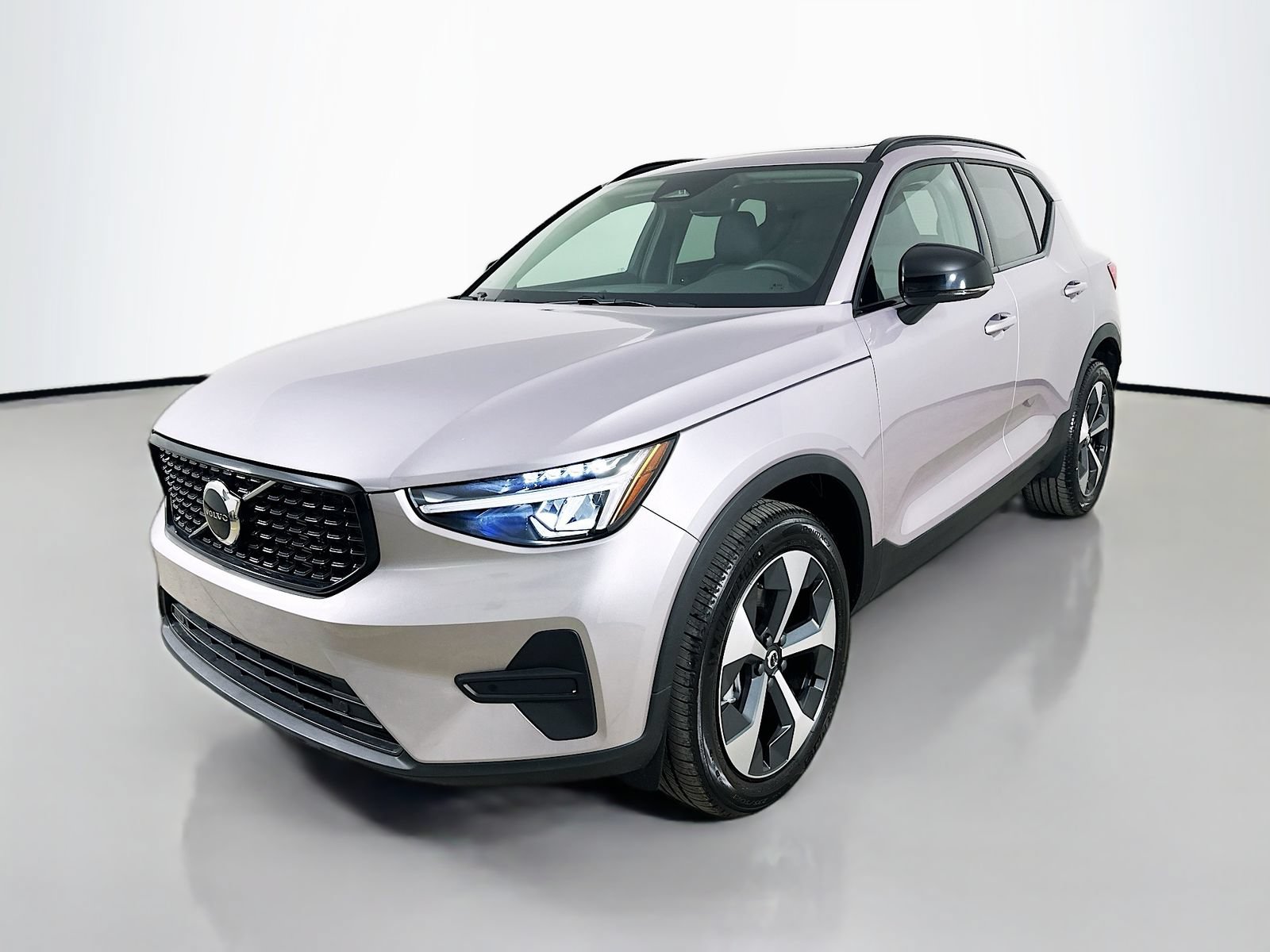 New 2026 Volvo XC40 B5 Core w/ Protection Package Premier AWD/4WD image 1