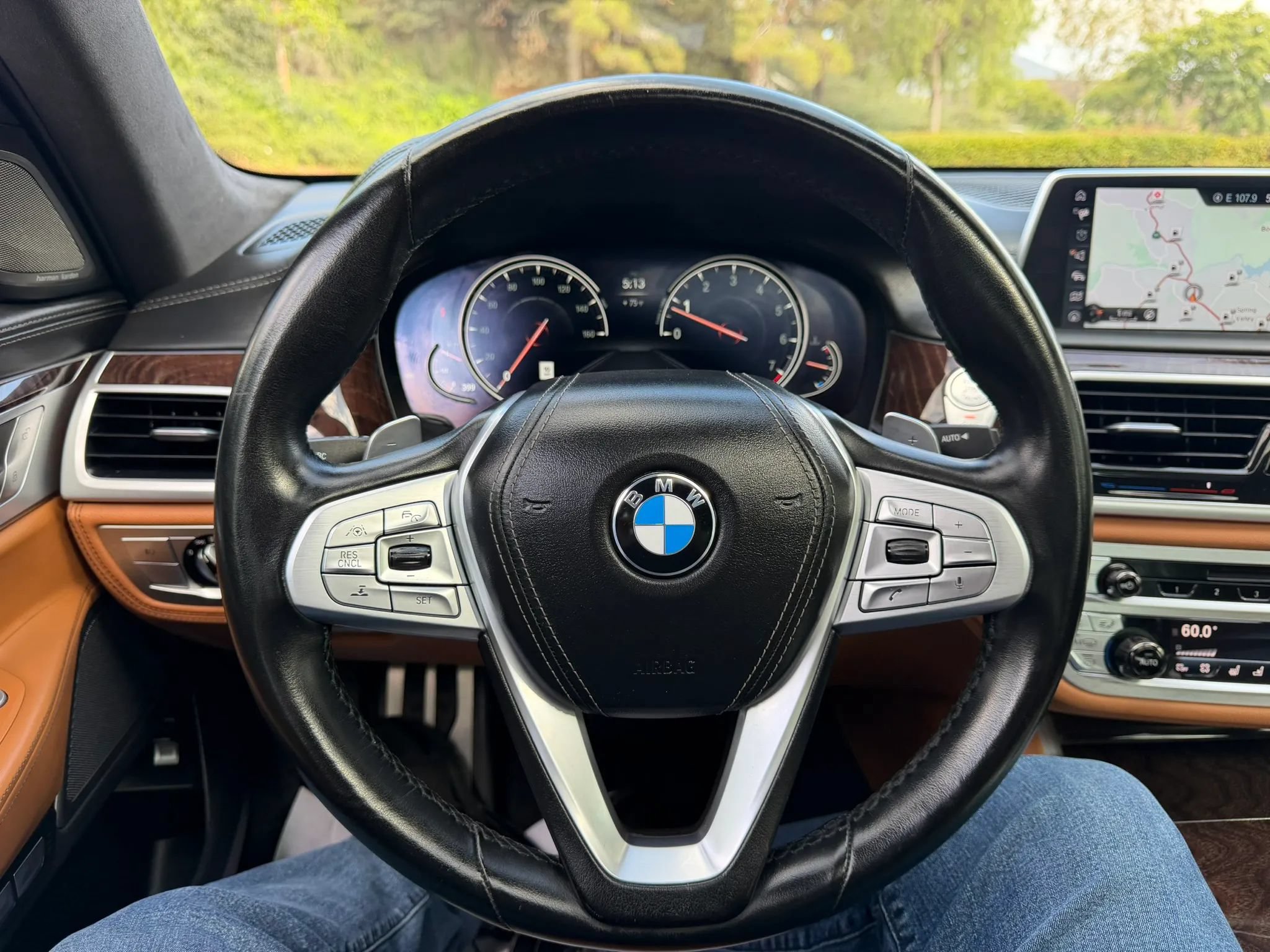Used 2017 BMW 750i RWD image 34