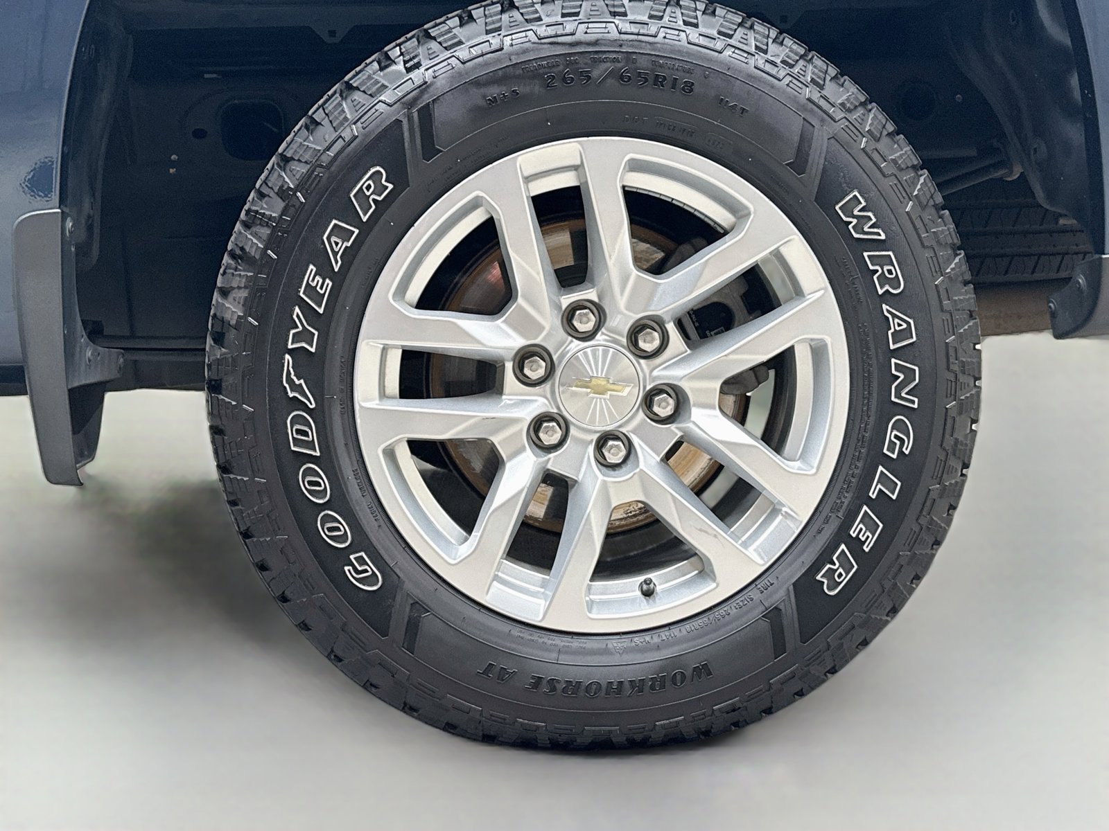 Used 2021 Chevrolet Silverado 1500 LT w/ Z71 Off-Road Package AWD/4WD image 34