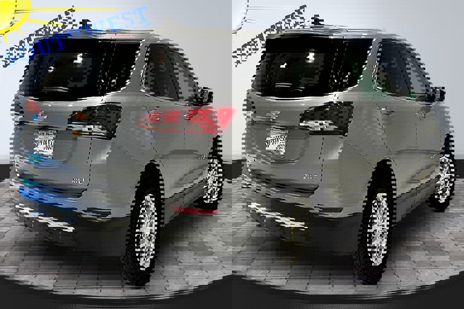 Used 2024 Chevrolet Equinox LT image 6