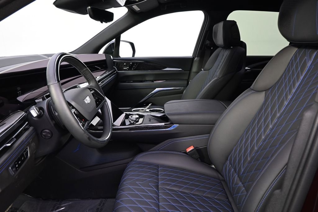 New 2025 Cadillac Escalade IQ Sport 1 w/ LPO, ONYX Package AWD/4WD image 13