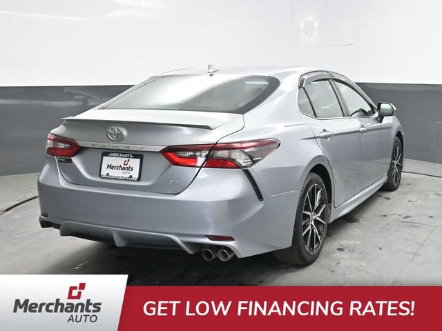 Used 2022 Toyota Camry SE FWD image 7