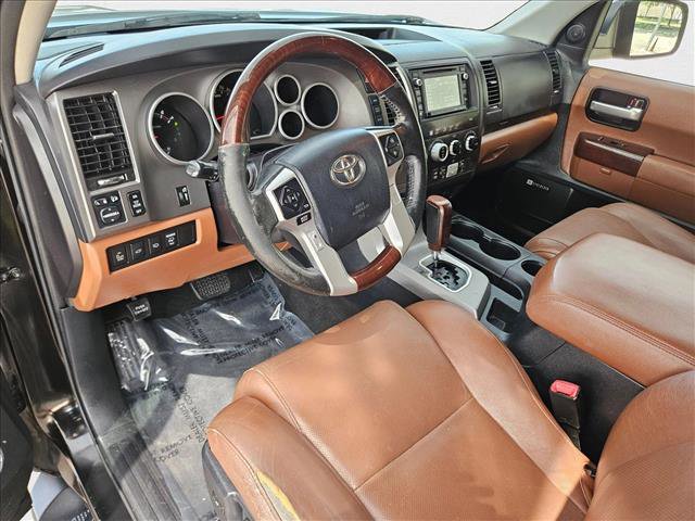 Used 2015 Toyota Sequoia Platinum image 10