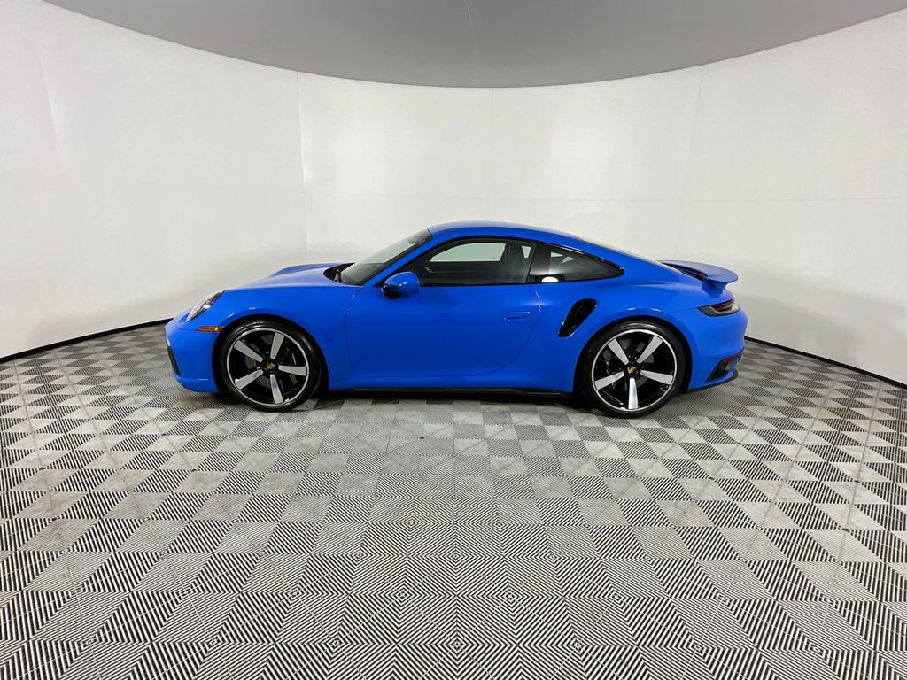 Used 2022 Porsche 911 Turbo AWD/4WD image 2