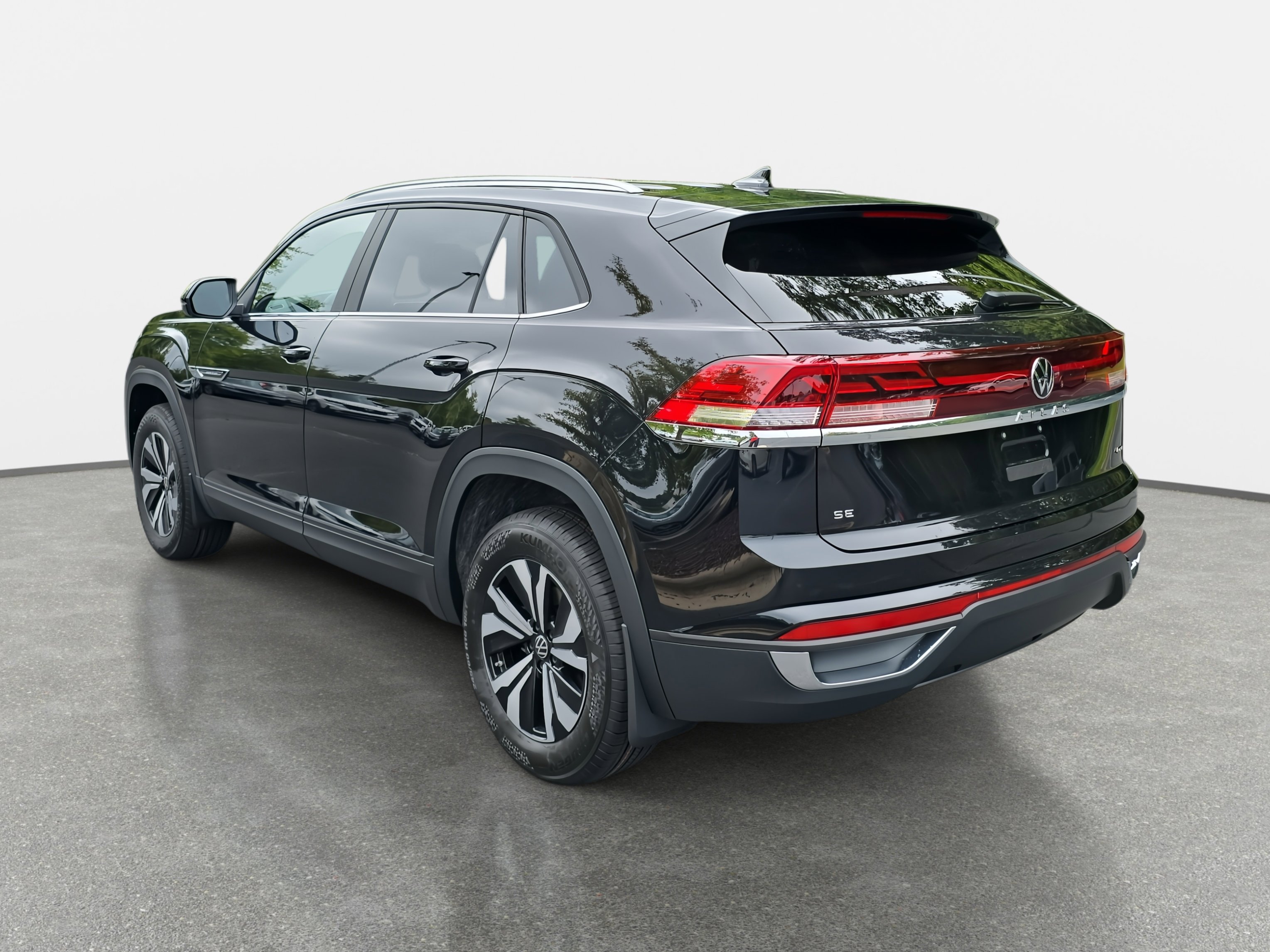 New 2026 Volkswagen Atlas Cross Sport SE image 5