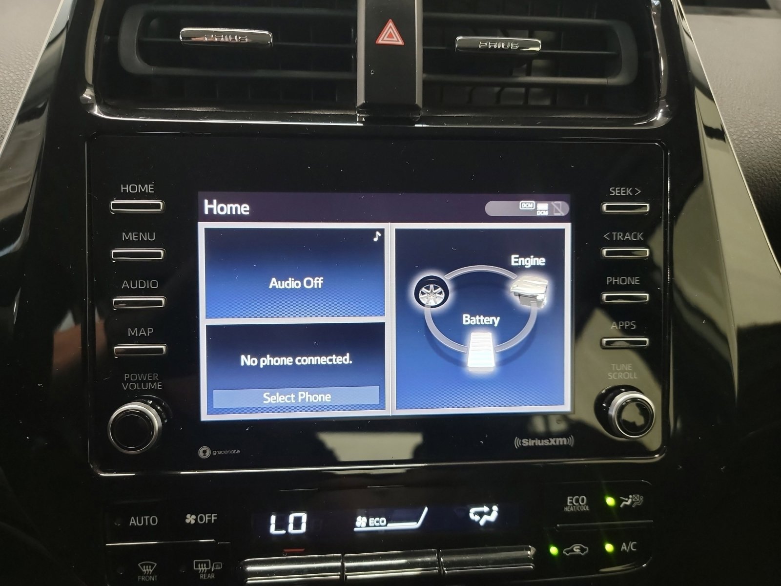 Used 2022 Toyota Prius LE FWD image 22