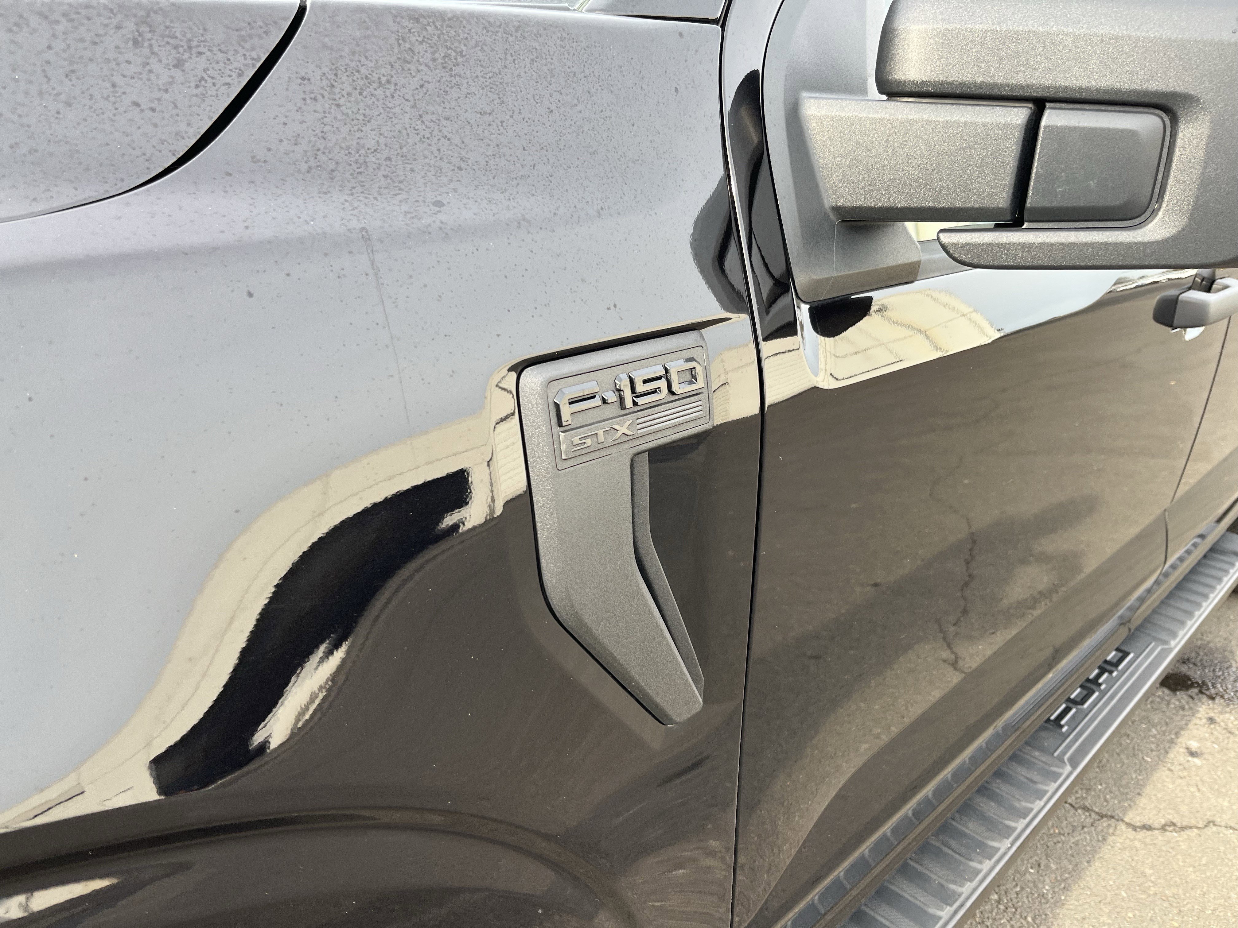 Used 2025 Ford F150 STX w/ STX Black Appearance Package image 9