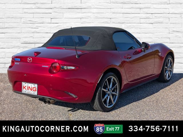 Used 2023 MAZDA MX-5 Miata Grand Touring RWD image 4