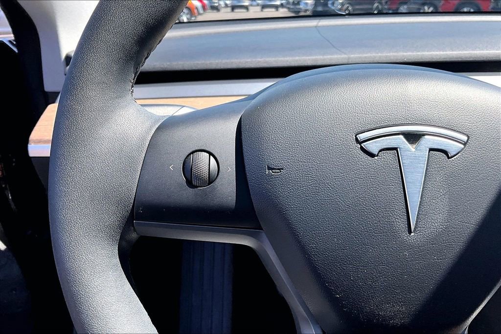 Used 2019 Tesla Model 3 Long Range AWD/4WD image 16