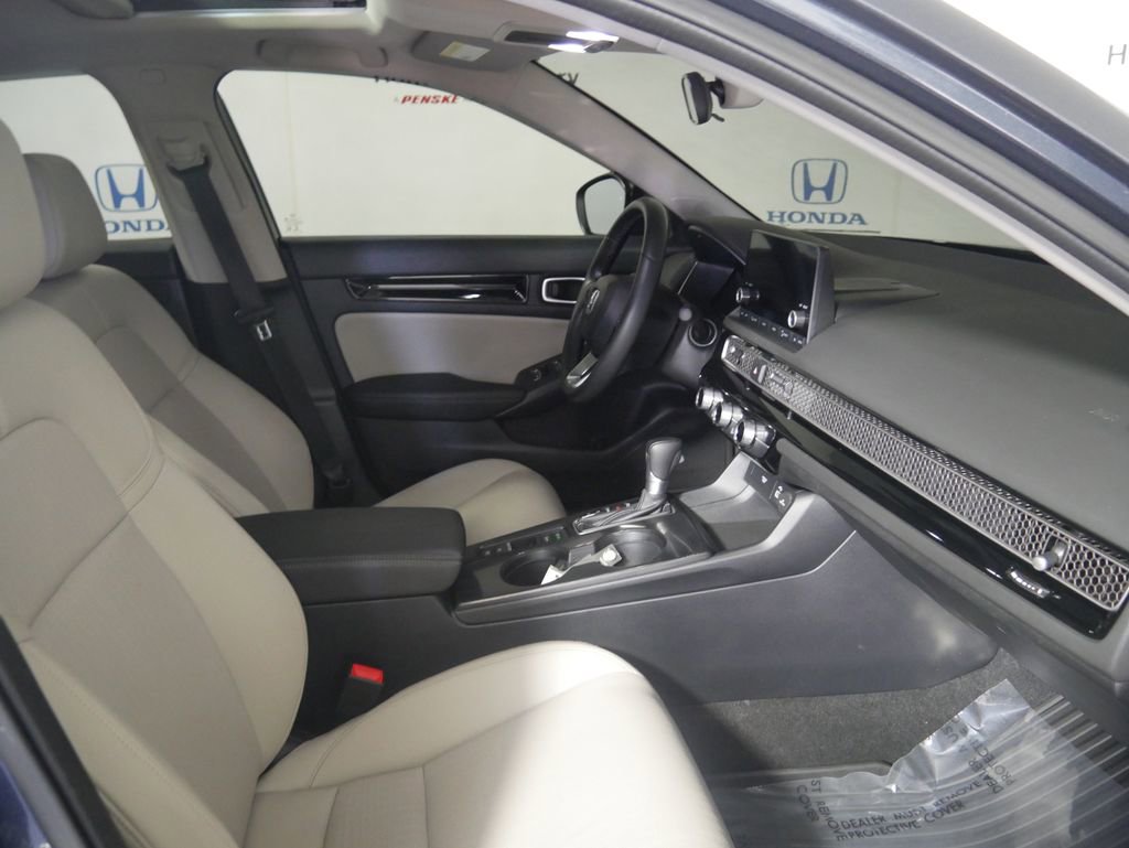 Used 2022 Honda Civic EX-L image 6