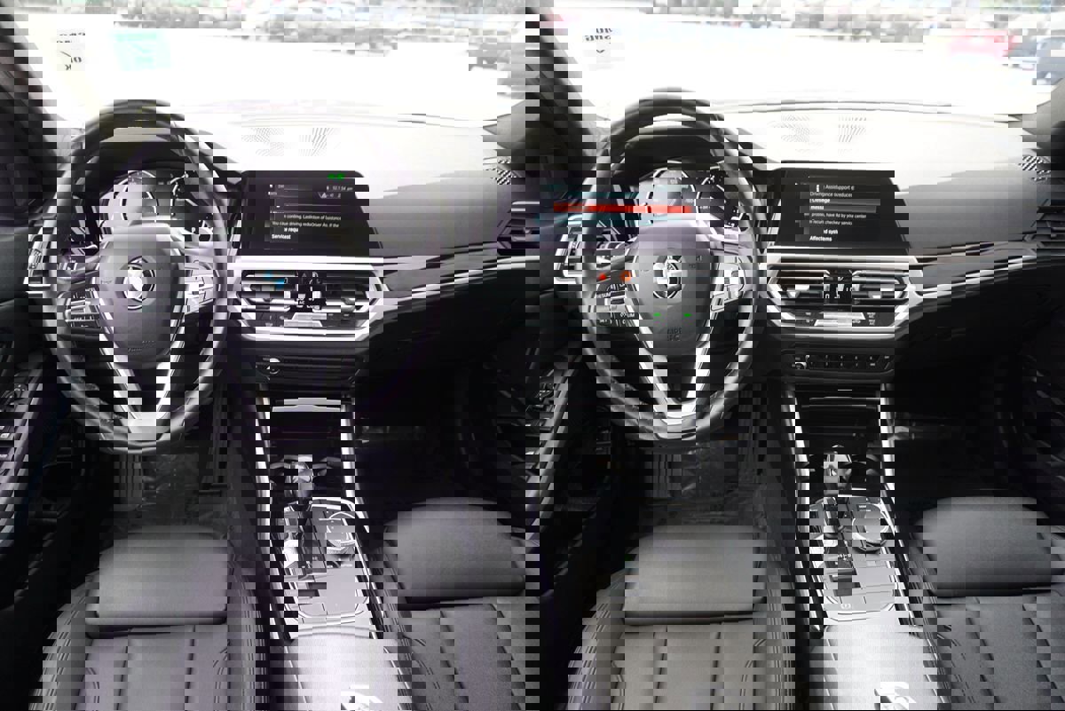 Used 2019 BMW 330i Sedan RWD image 18