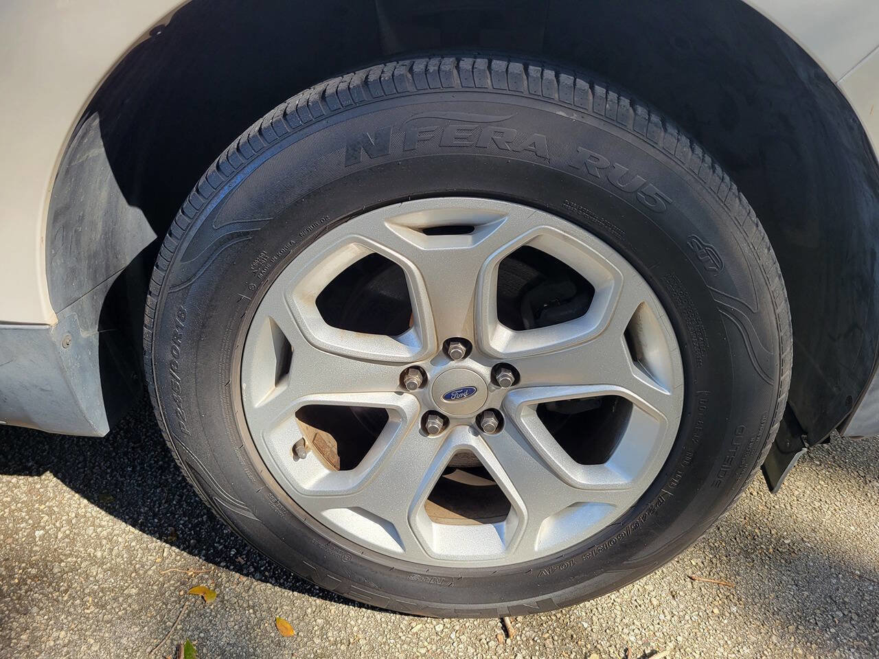 Used 2013 Ford Edge SEL image 18