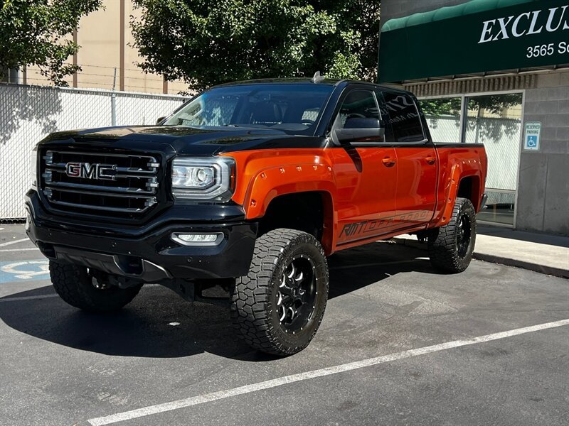 Used 2018 GMC Sierra 1500 SLT w/ All Terrain Package AWD/4WD image 4