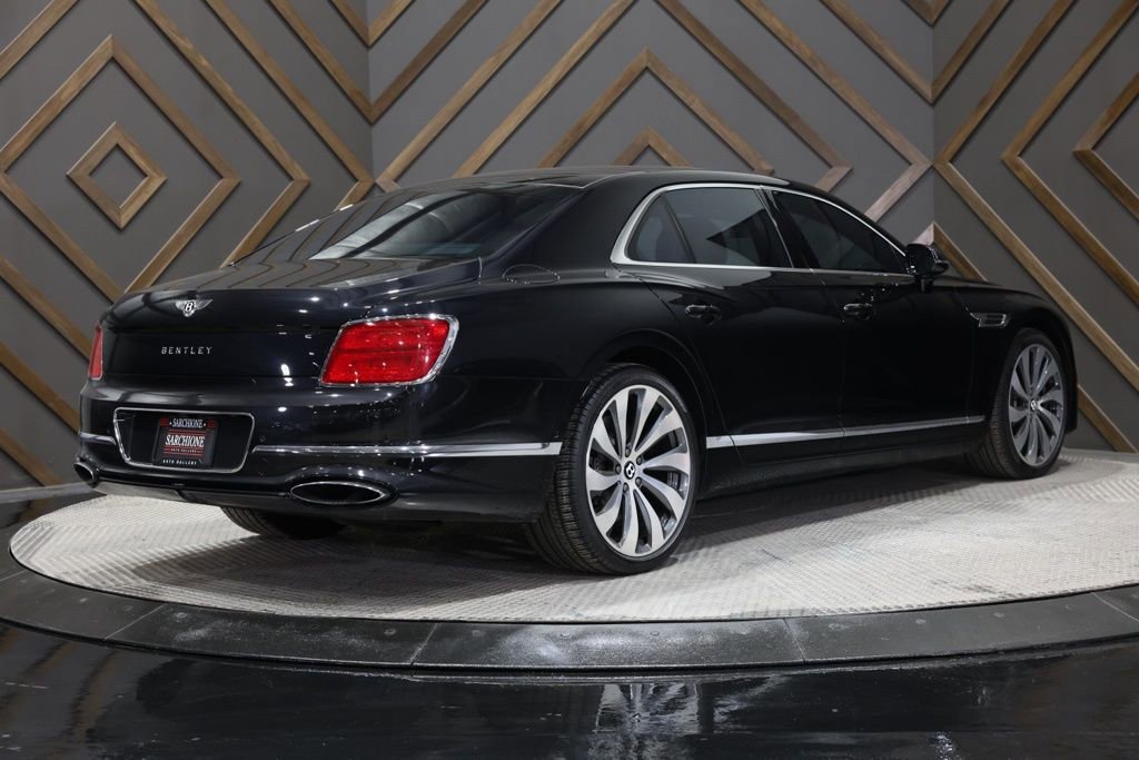 Used 2020 Bentley Flying Spur W12 image 56