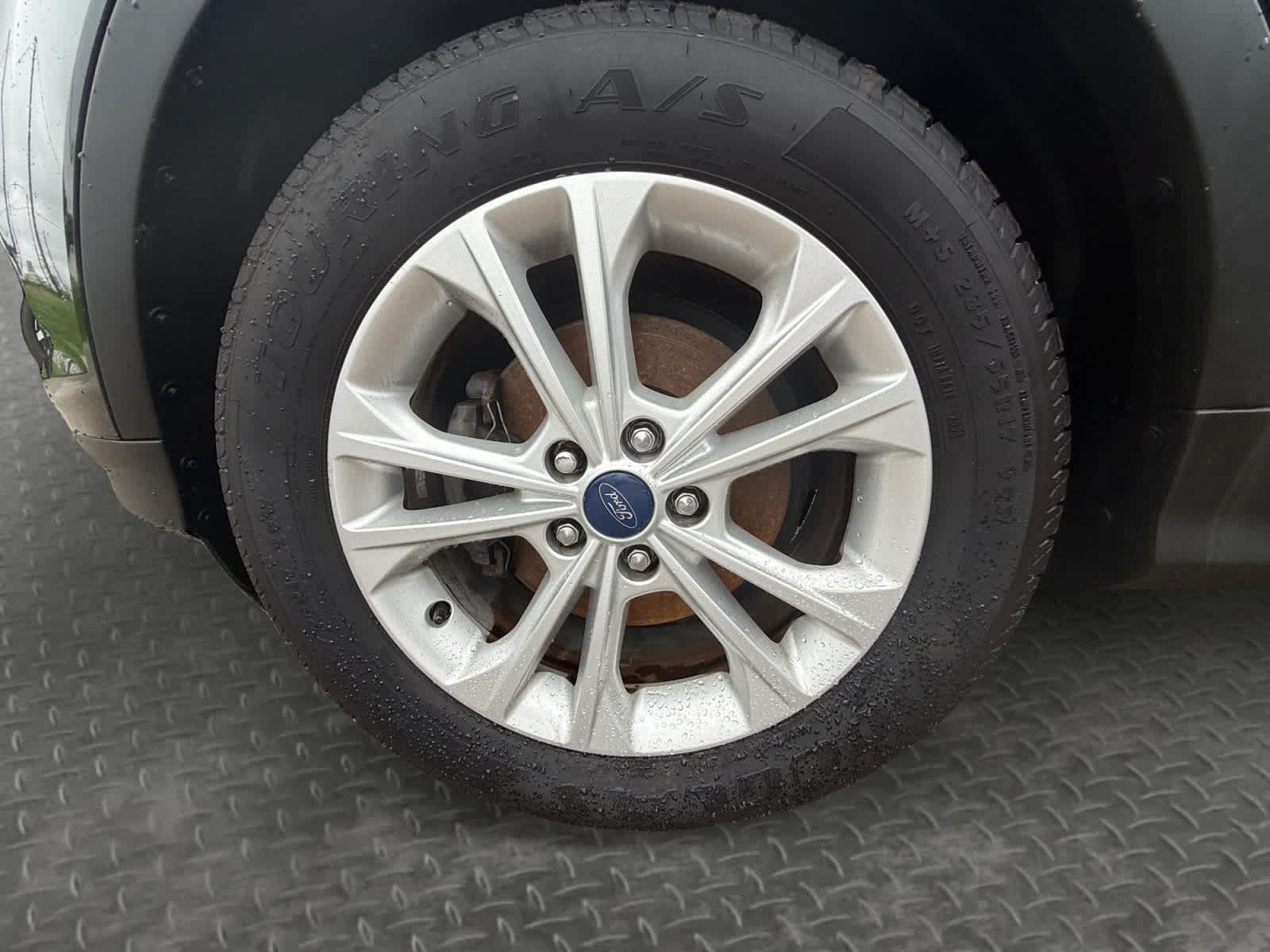 Used 2017 Ford Escape SE FWD image 9