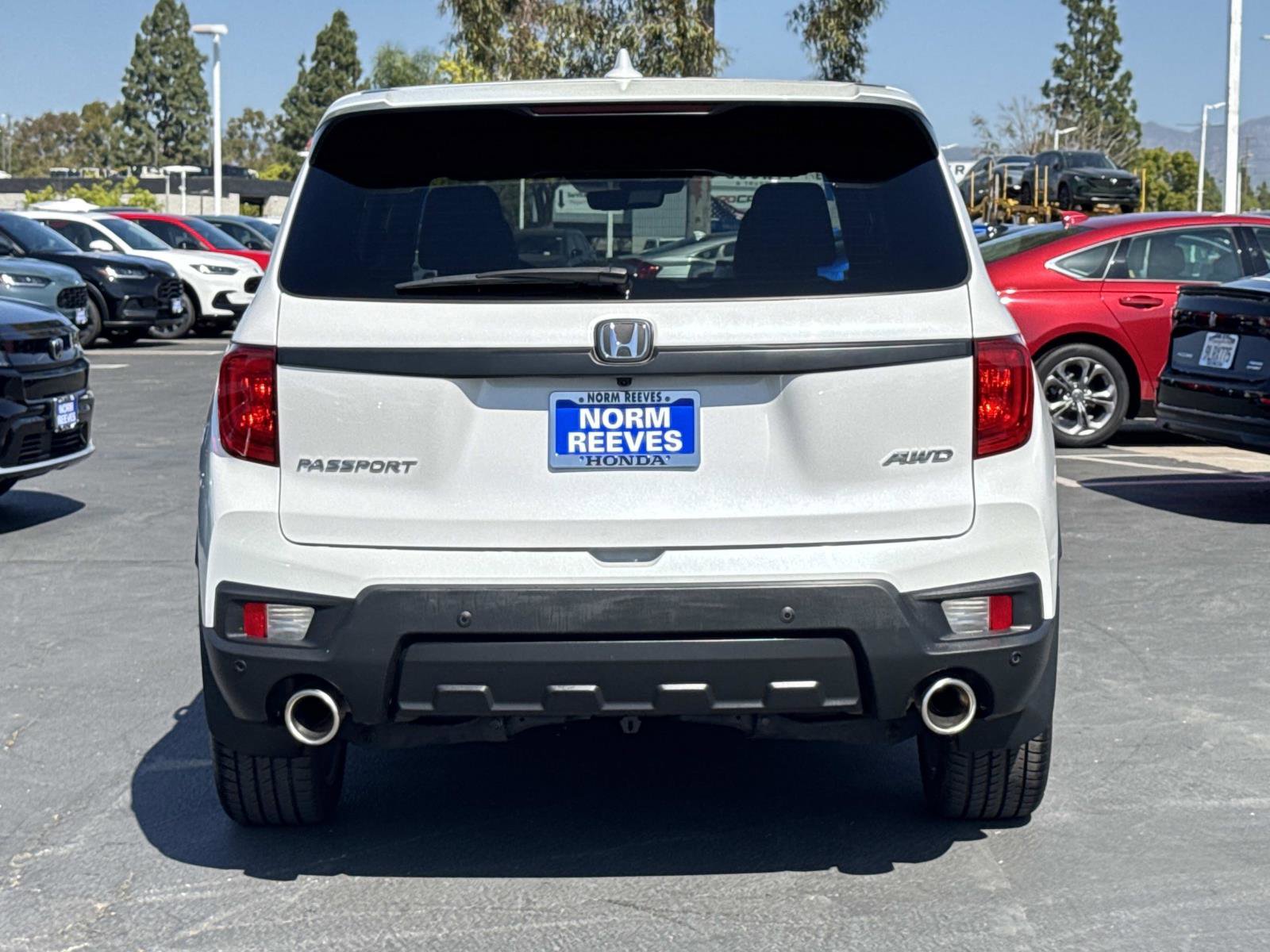 Used 2023 Honda Passport EX-L image 4