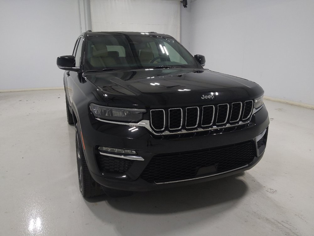 Used 2023 Jeep Grand Cherokee Limited AWD/4WD image 14