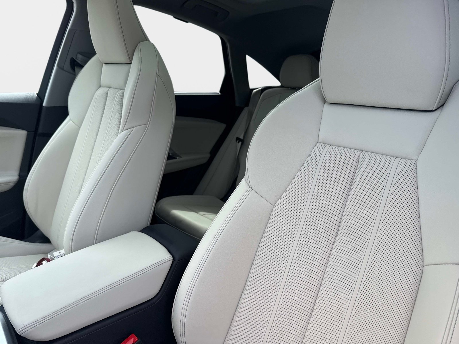 Certified 2025 Audi Q5 Premium Plus AWD/4WD image 21