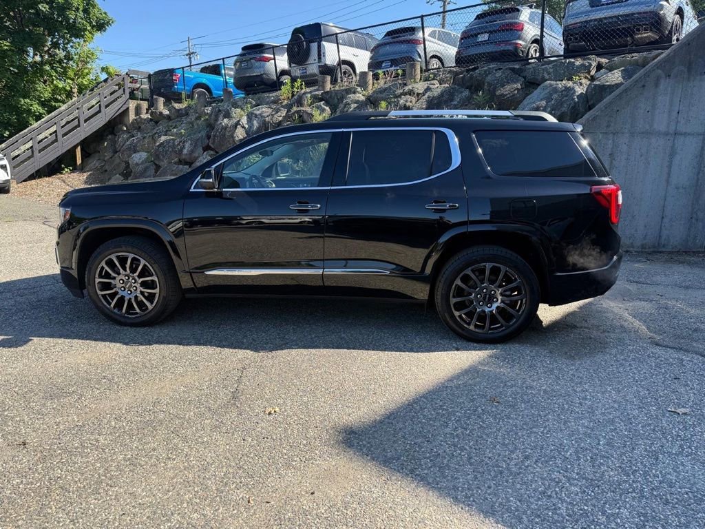 Used 2023 GMC Acadia Denali w/ Black Diamond Edition AWD/4WD image 2