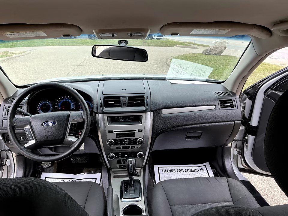 Used 2012 Ford Fusion SE FWD image 12