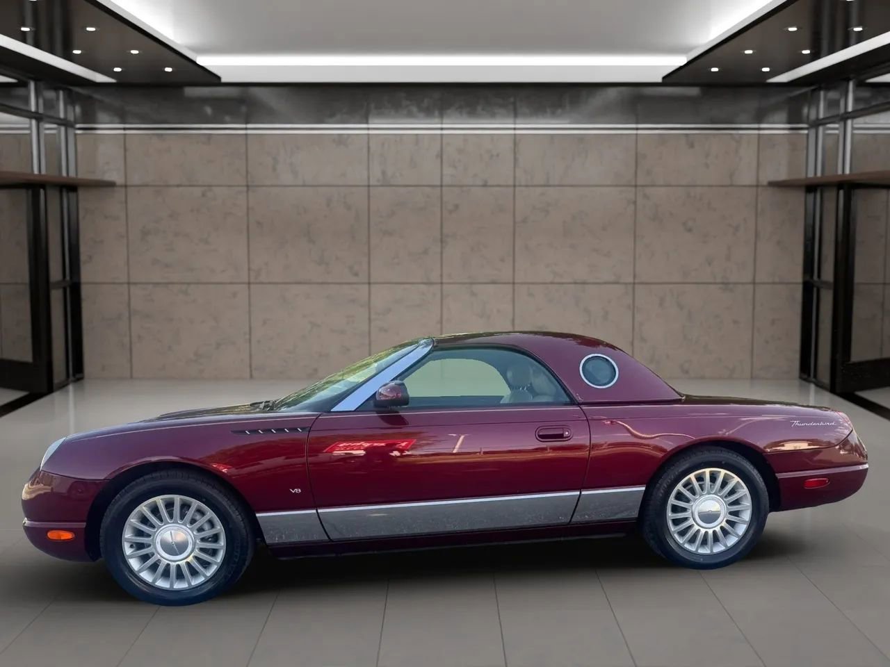 Used 2004 Ford Thunderbird RWD image 5