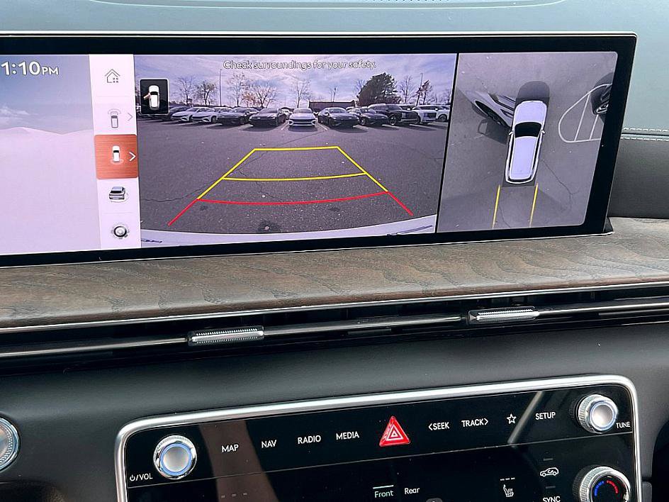 Used 2025 Genesis GV80 3.5T Prestige image 13