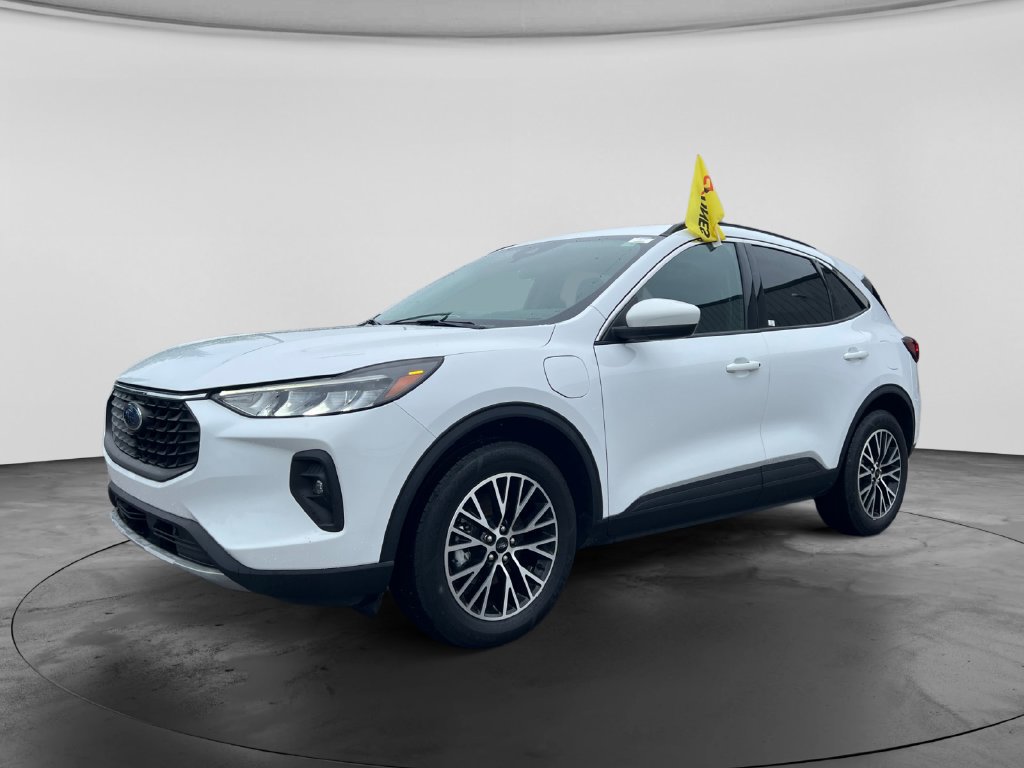 Used 2023 Ford Escape SE FWD image 3