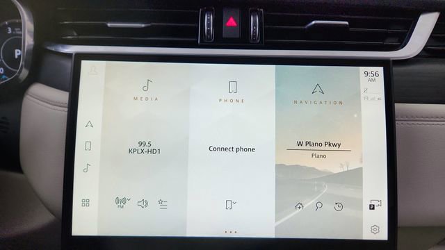 Used 2021 Jaguar F-PACE S image 46