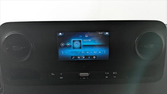 Used 2022 Mercedes-Benz Sprinter 2500 image 22