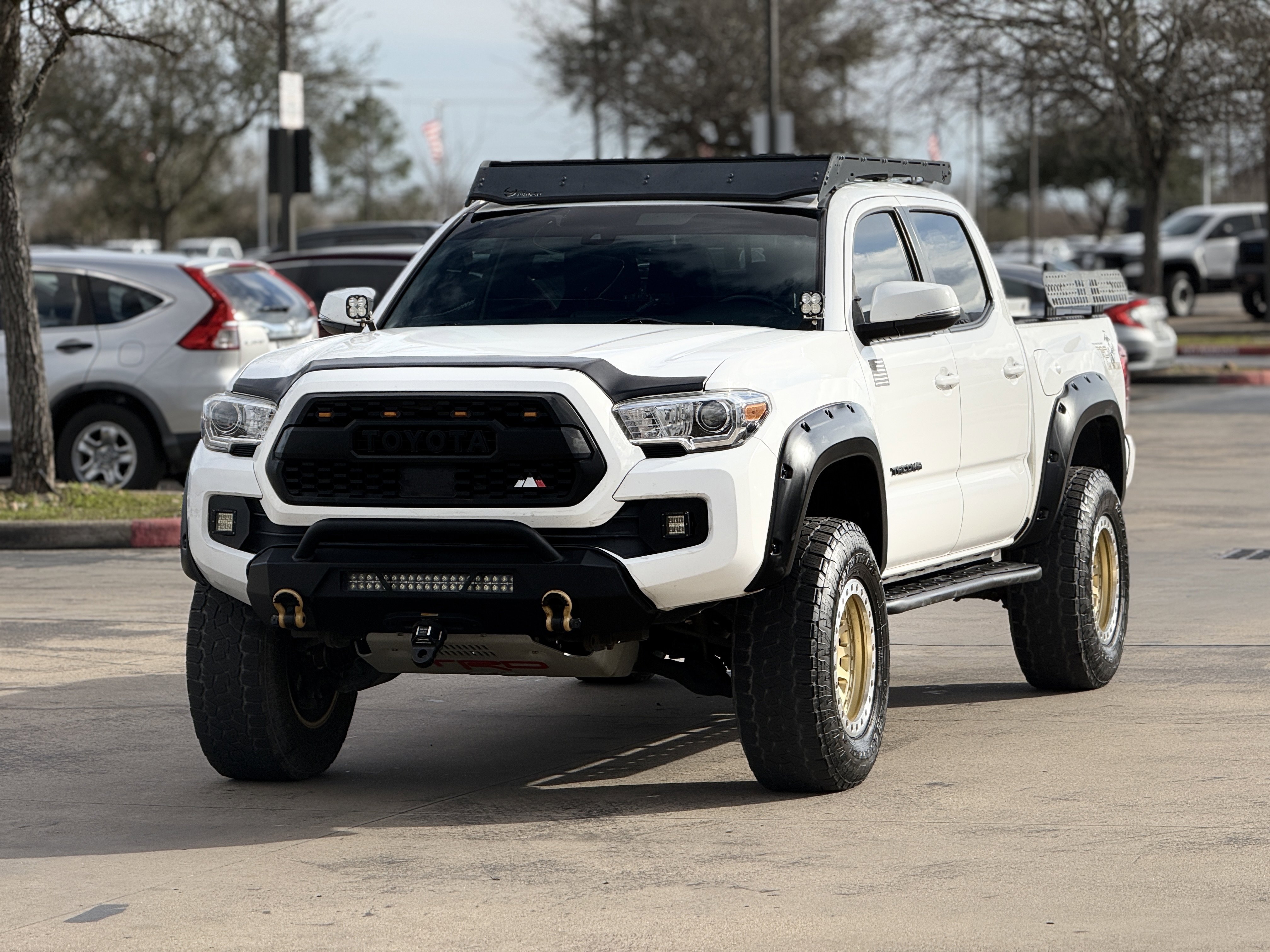 Used 2019 Toyota Tacoma TRD Off-Road w/ Technology Package AWD/4WD image 5