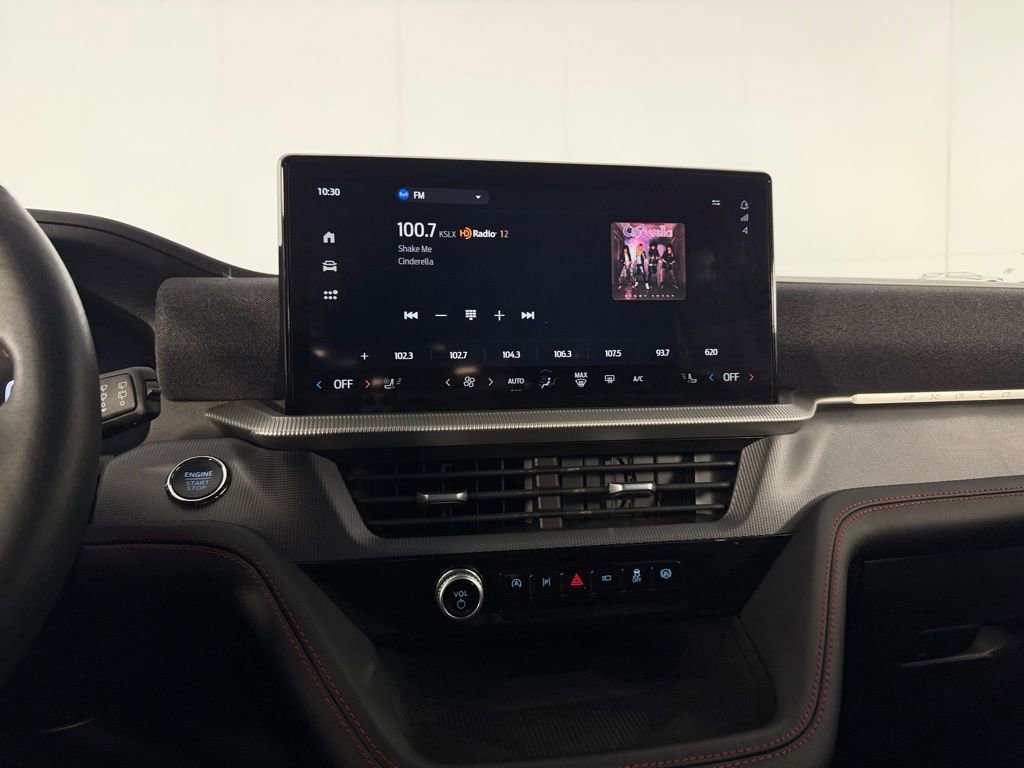 Used 2025 Ford Explorer ST-Line w/ ST-Line Street Pack image 20