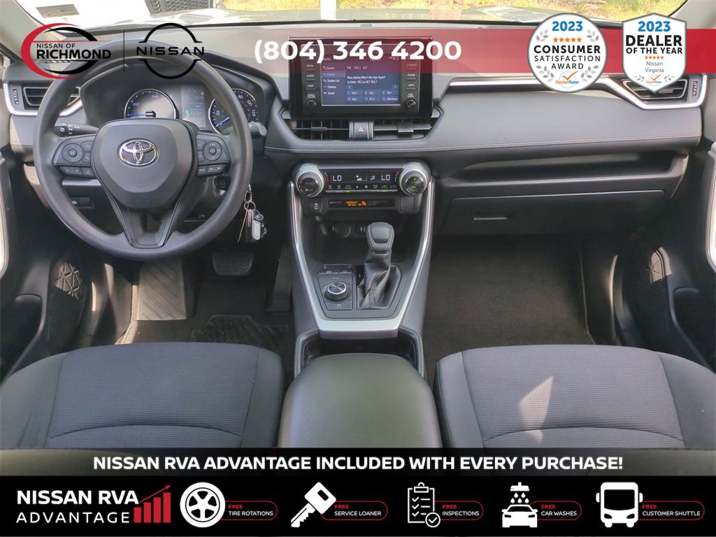 Used 2019 Toyota RAV4 LE image 16