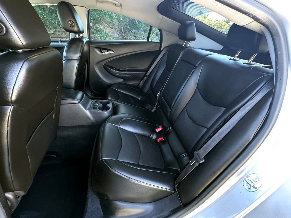 Used 2017 Chevrolet Volt Premier w/ Driver Confidence Package FWD image 30