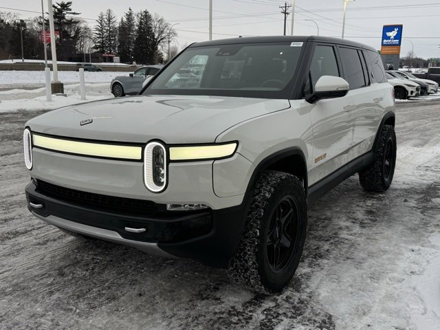 Used 2023 Rivian R1S Adventure image 31