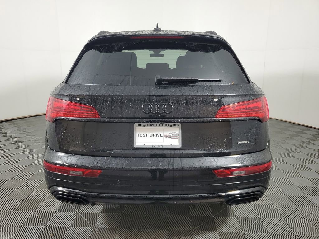 Used 2024 Audi Q5 e Premium Plus w/ Premium Plus Package image 5