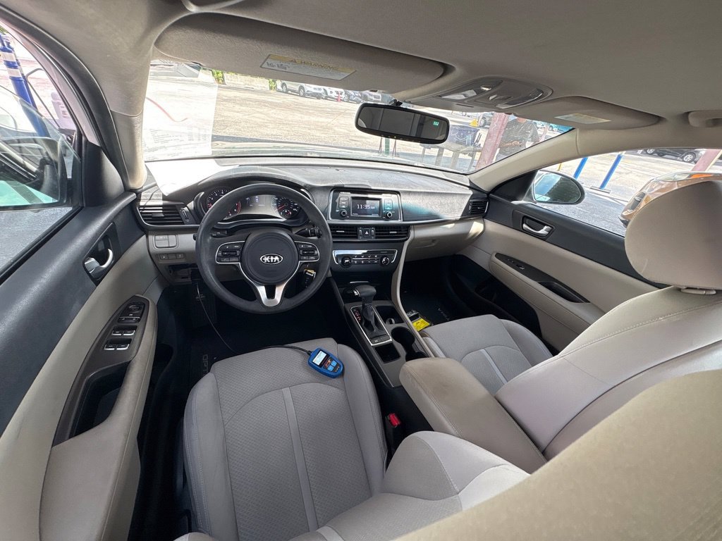 Used 2016 Kia Optima LX FWD image 6