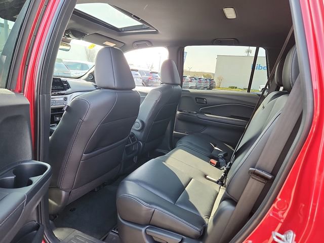 Used 2023 Honda Passport EX-L image 10