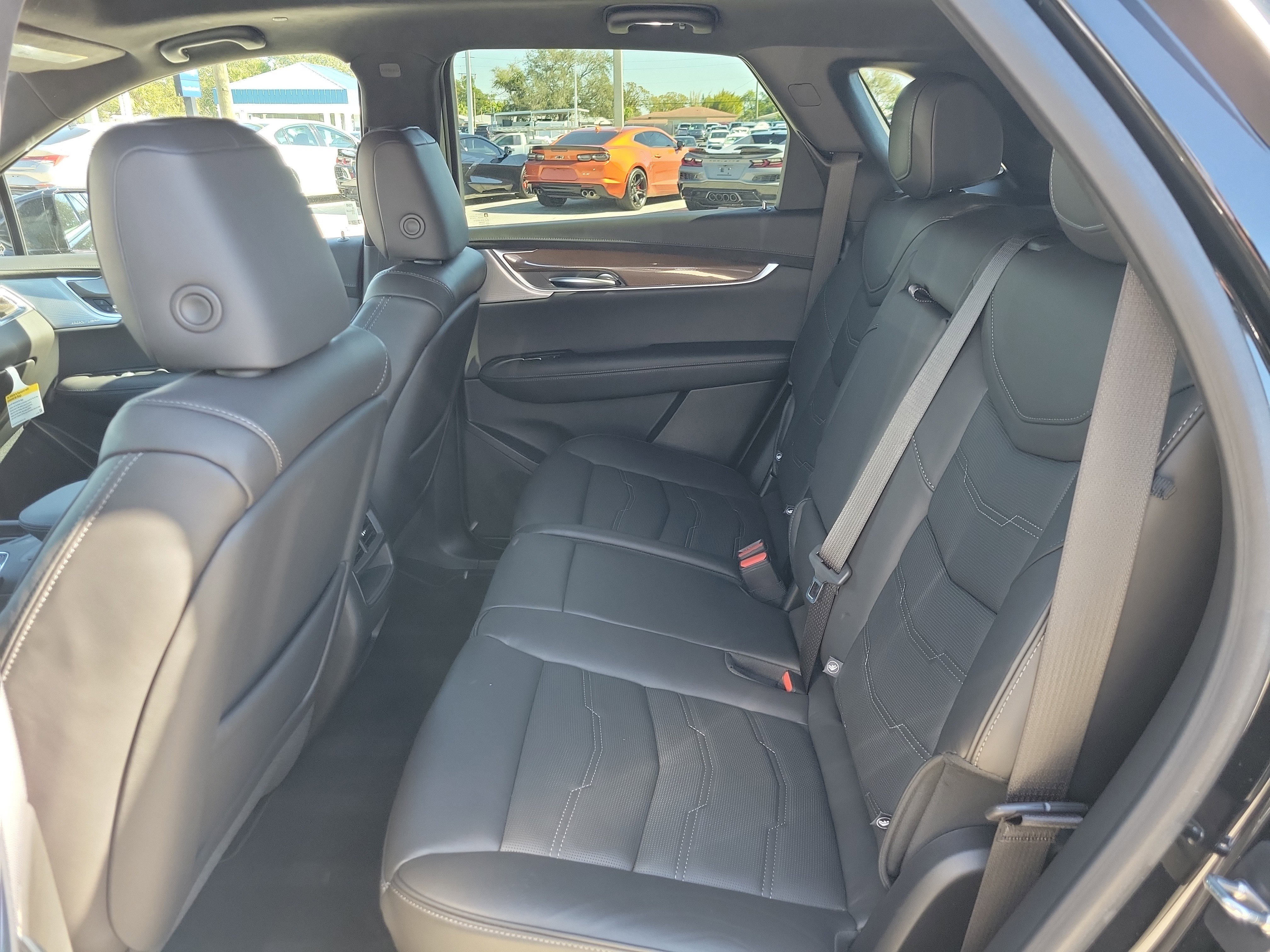 Certified 2023 Cadillac XT5 Premium Luxury w/ Platinum Package image 16