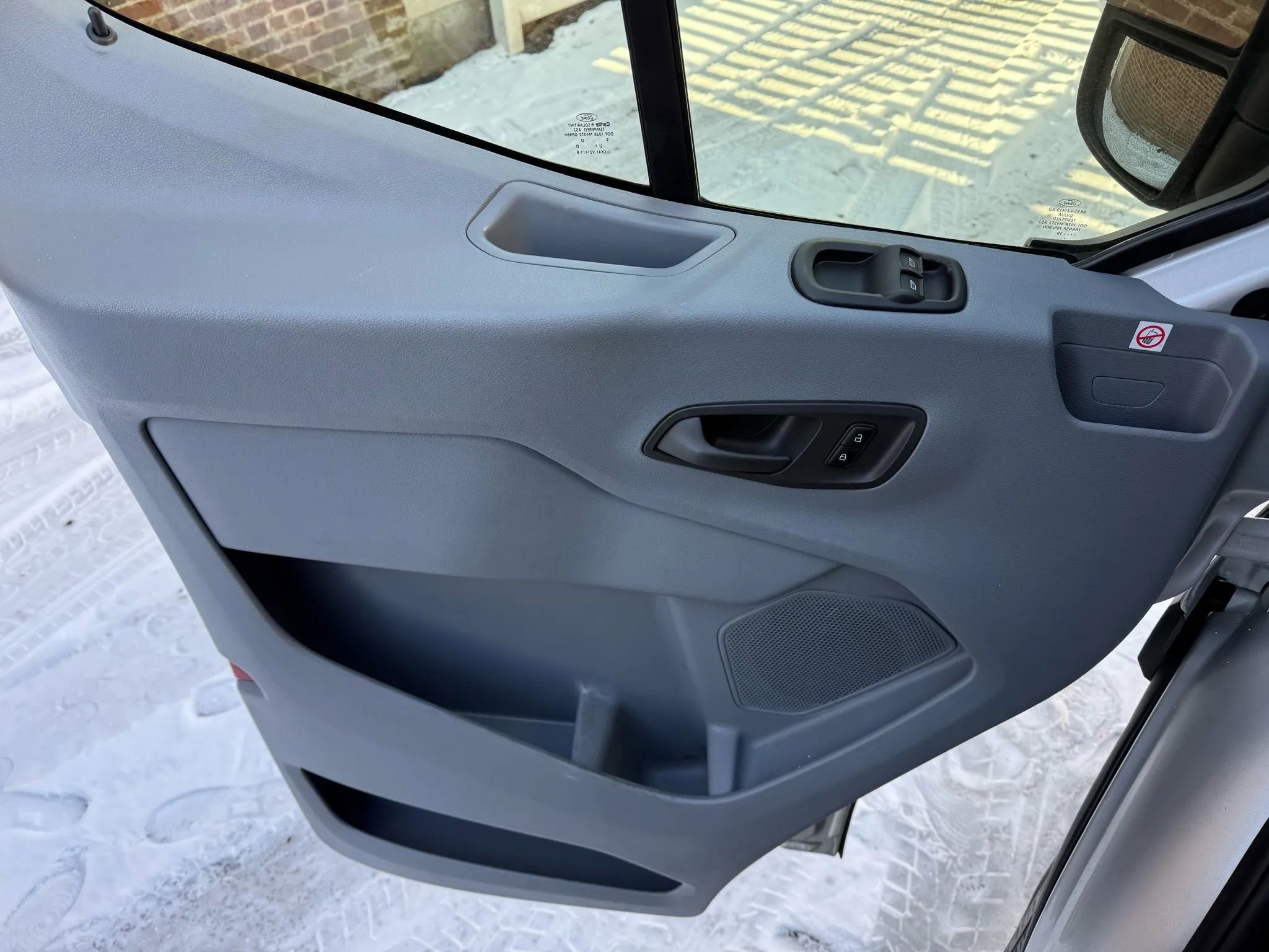 Used 2019 Ford Transit 150 148 Medium Roof w/ Premium Package image 30