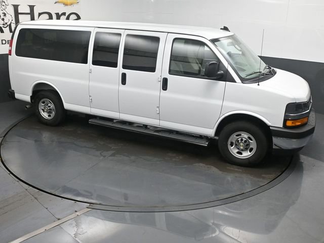 New 2025 Chevrolet Express 3500 LT w/ LT Preferred Equipment Group RWD image 17