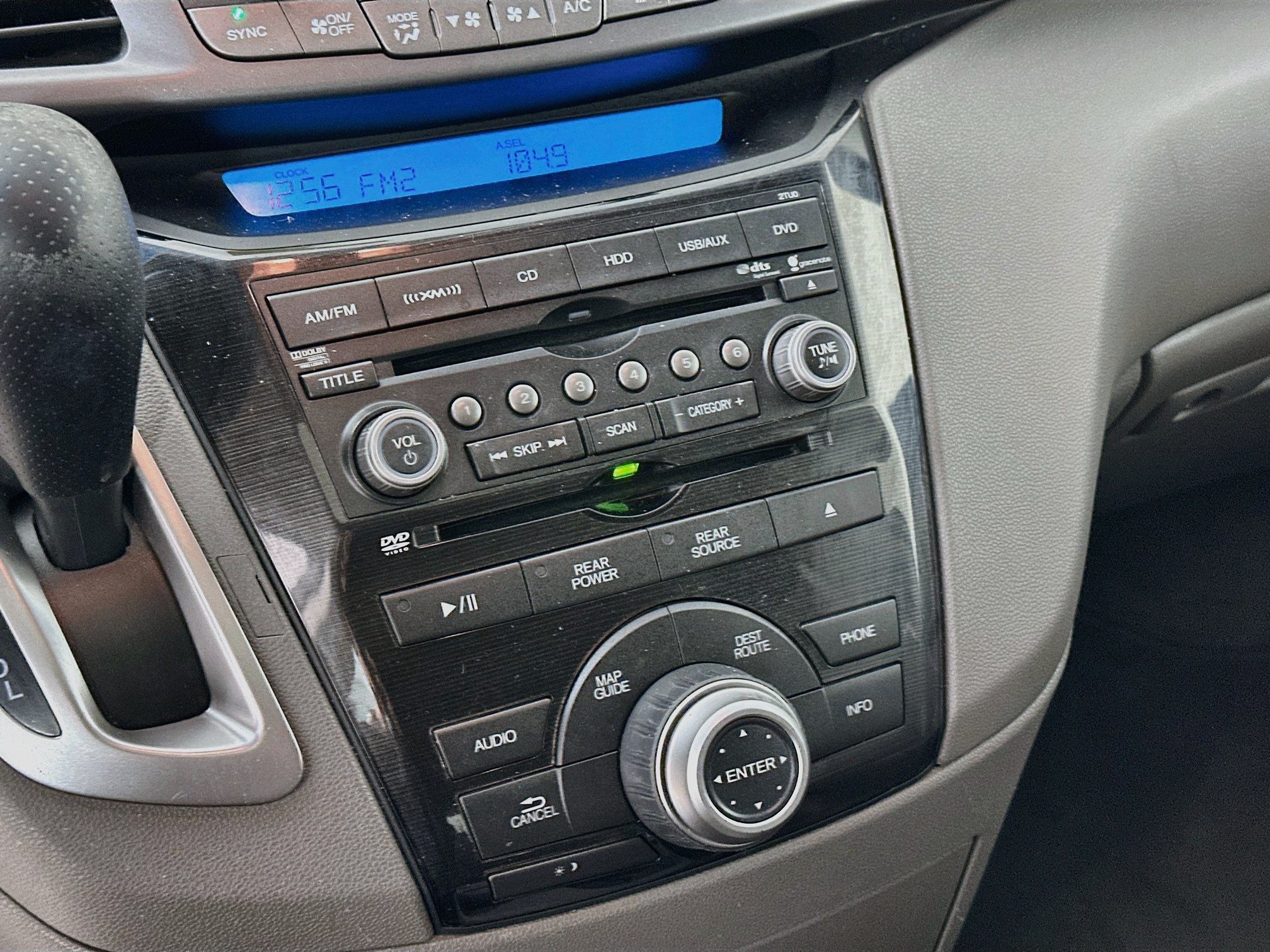 Used 2013 Honda Odyssey Touring Elite image 19