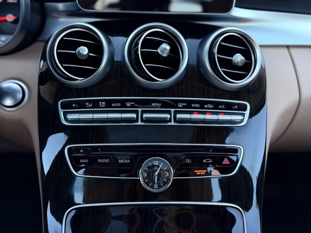 Used 2016 Mercedes-Benz C 300 4MATIC Sedan image 33