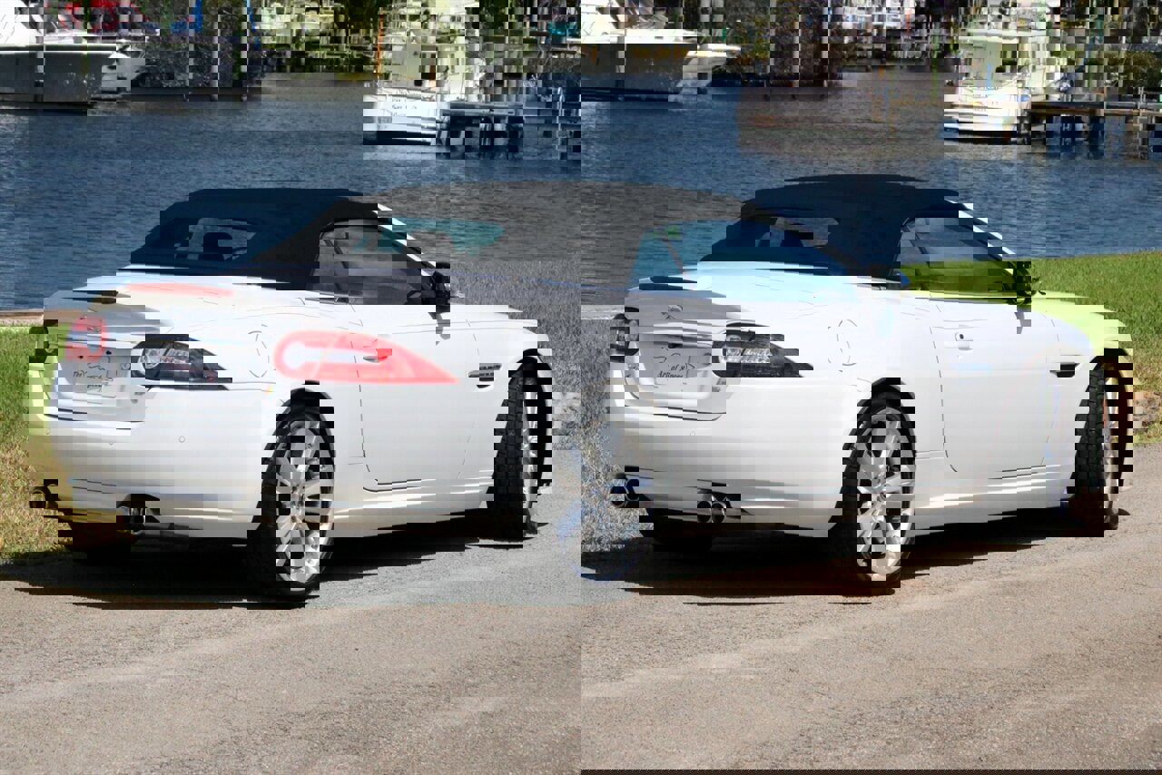 Used 2014 Jaguar XKR R image 3